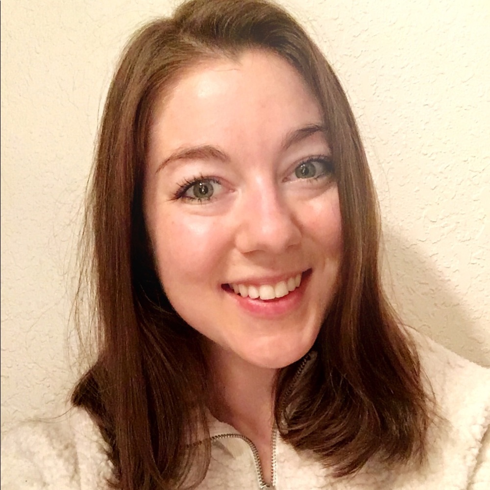 Meet your Posher, Emily